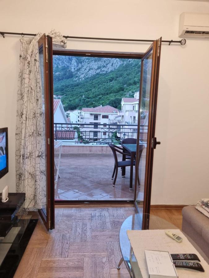Apartments Sneza Risan Εξωτερικό φωτογραφία