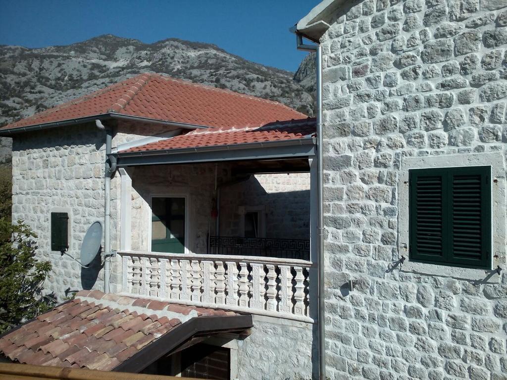 Apartments Sneza Risan Εξωτερικό φωτογραφία