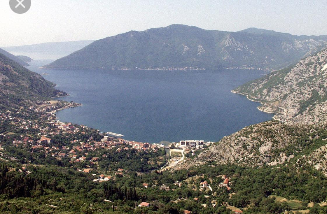Apartments Sneza Risan Εξωτερικό φωτογραφία