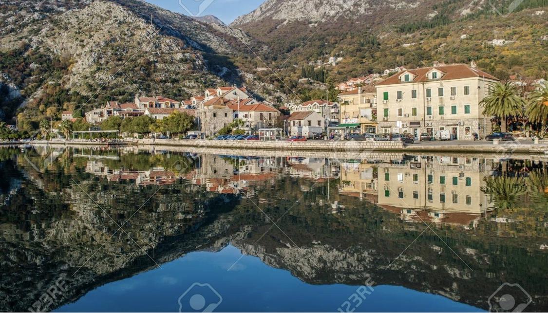 Apartments Sneza Risan Εξωτερικό φωτογραφία