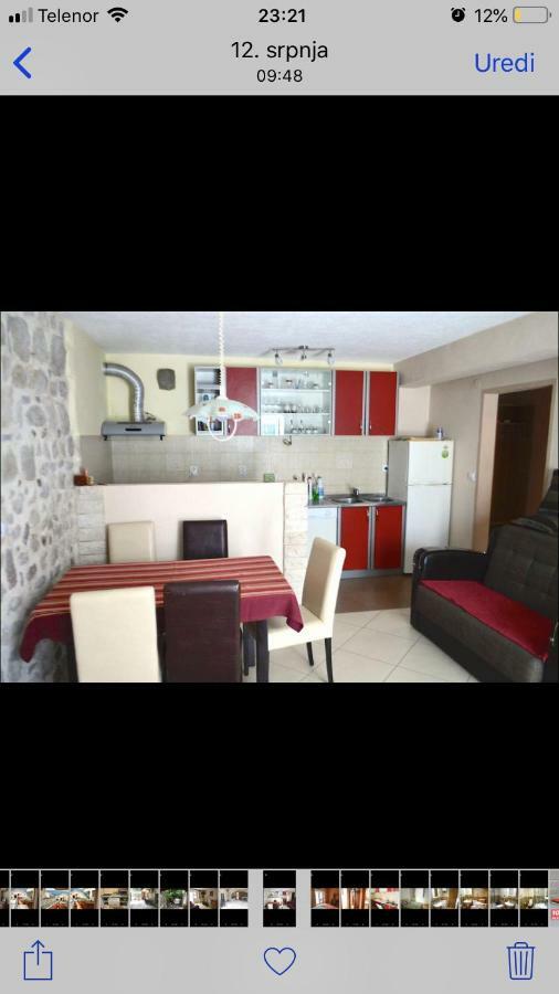 Apartments Sneza Risan Εξωτερικό φωτογραφία